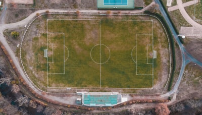 مباراة ريال مدريد وليفربول مباشرةمواجهة أسطورية بين عمالقة الكرة الأوروبية