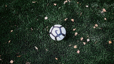 توتنهاميتغلبعلىالسيتيبنتيجة3-2فيمباراةمثيرة