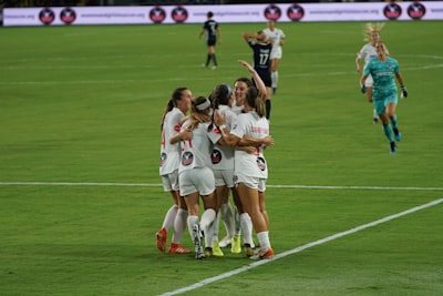الهلالوالاهليبثمباشراليوممواجهةناريةفيملعبالأميرفيصلبنفهد